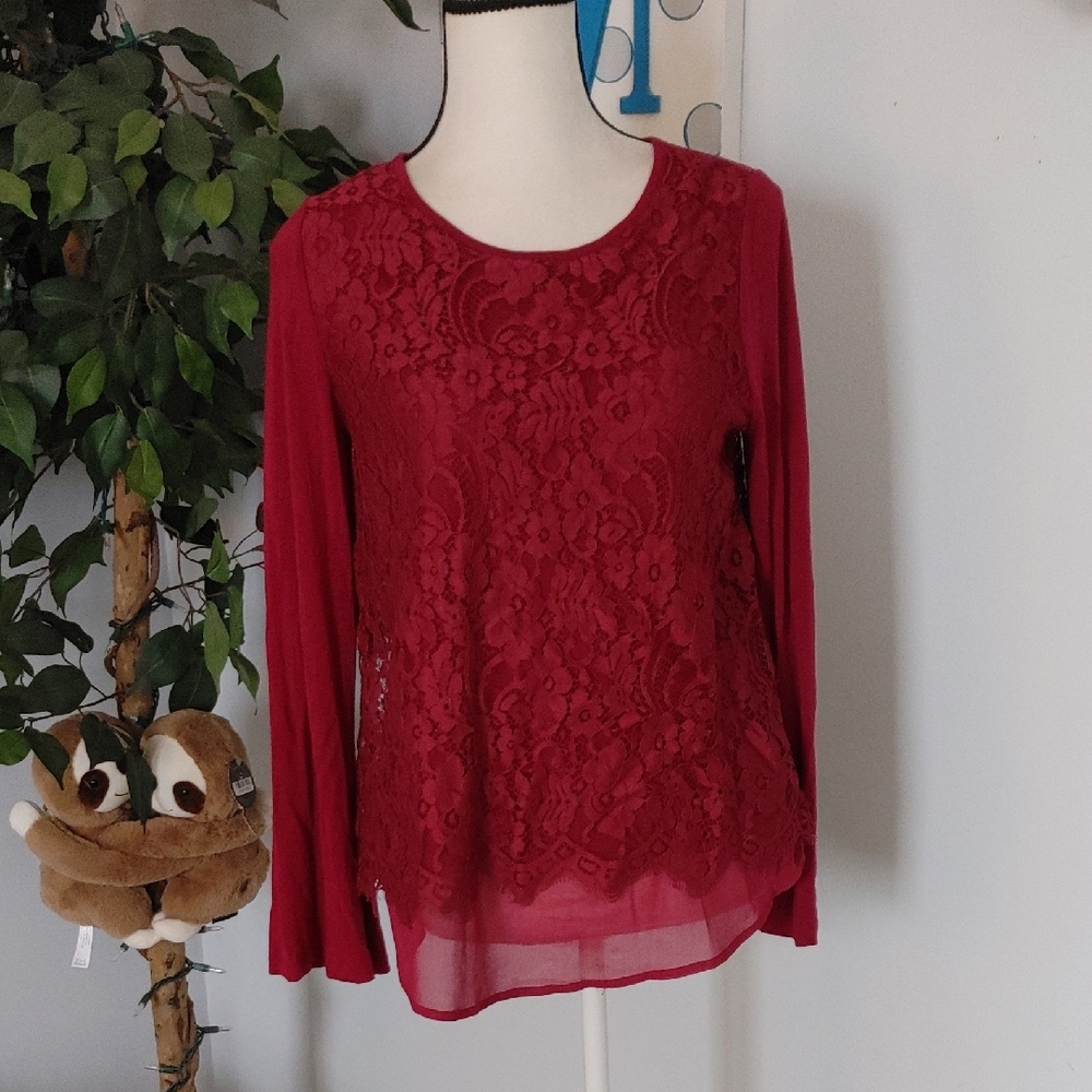 Lee Lace Layered Long Sleeve Blouse M